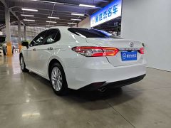 Toyota Camry 2.0G Luxury Edition - ფოტო 16