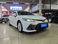 Toyota Camry 2.0G Luxury Edition - ფოტო 3