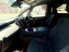 Toyota Alphard Hybrid 2.5L Premium Gold Edition - ფოტო 16