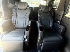 Toyota Alphard Hybrid 2.5L Premium Gold Edition - ფოტო 17