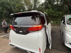 Toyota Alphard Hybrid 2.5L Premium Gold Edition - ფოტო 5
