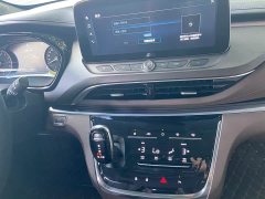 Buick GL8 Land Executive Cabin 652T Luxury - ფოტო 12