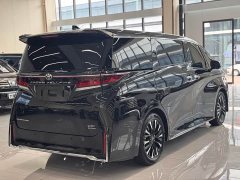 Toyota Vellfire 2024 Crown Hybrid 2.5L Executive Premier Edition - ფოტო 9