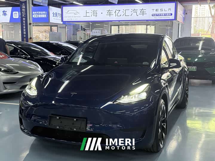 Tesla Model Y Facelift Rear-Wheel Drive