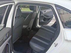 Volkswagen Jetta 200TSI Edition - ფოტო 10