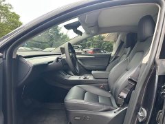 Tesla Model Y Rear-Wheel Drive - ფოტო 9