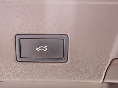 Volkswagen Viloran 380TSI Prestige - ფოტო 19