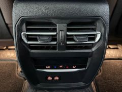BMW 3 Series 325i M Sport Package - ფოტო 11