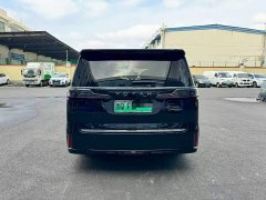 Voyah Avatr Dream Car Low Carbon Edition with Smart Driving Package - ფოტო 4