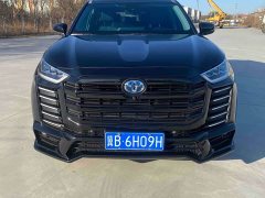 Toyota Highlander 2022 Hybrid 2.5L AWD Premium 7-Seater - ფოტო 2