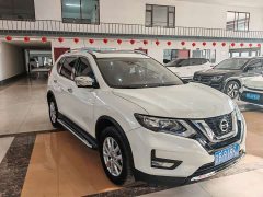 Nissan Qashqai 2.0L FWD Smart Connect Premium Edition - ფოტო 3