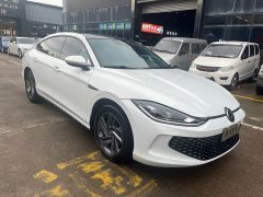 Volkswagen Lingdu L 280TSI DSG Dazzling Red Edition - ფოტო 3