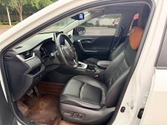 Toyota RAV4 2.0L CVT FWD Fashion Plus Edition - ფოტო 4
