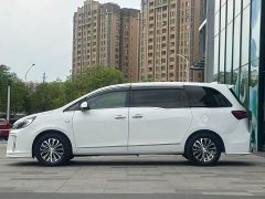 Buick GL8 Land Business Class 652T Luxury - ფოტო 4