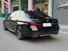 BMW 5 Series 525Li M Sport Package - ფოტო 9