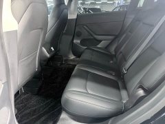 Tesla Model Y Long Range All-Wheel Drive - ფოტო 8
