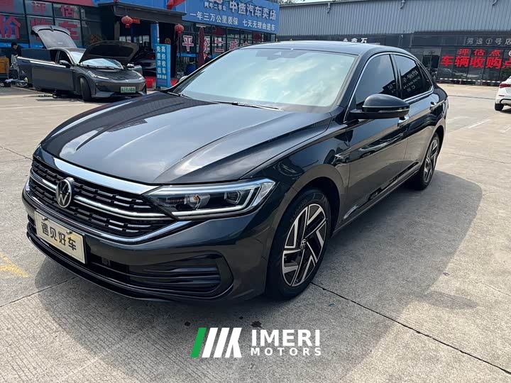 Volkswagen Sagitar 300TSI DSG Excellence Edition