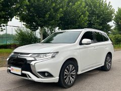 Mitsubishi Outlander 2021 Facelift 2.0L FWD Comfort 5-Seater - ფოტო 1