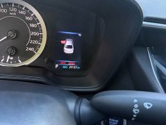 Toyota Corolla 2022 1.8L CVT Luxury - ფოტო 13