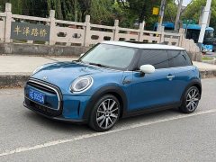 BMW MINI 2022 1.5T COOPER Artist - ფოტო 1