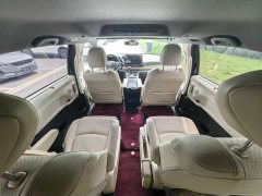 Toyota Sienna 2.5L Hybrid Premium Edition - ფოტო 9