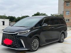 Lexus LM 500h Six-Seat Premium Edition - ფოტო 1