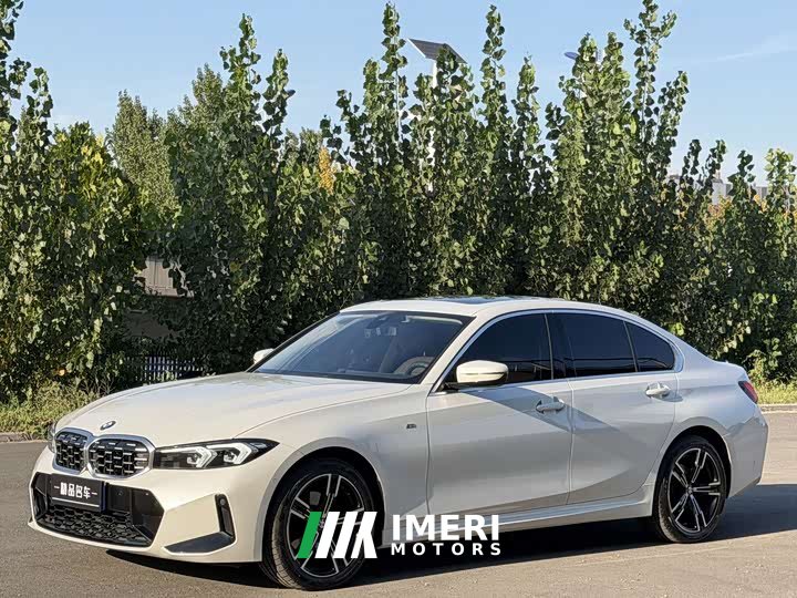 BMW 3 Series 2023 325i M Sport Package - ავტომობილი ჩინეთიდან