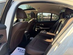 BMW 3 Series 2023 325i M Sport Package - ფოტო 10
