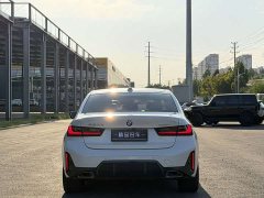BMW 3 Series 2023 325i M Sport Package - ფოტო 12