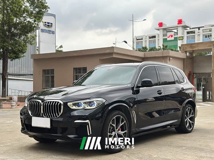BMW X5 2022 facelift xDrive 40Li M sports package - ავტომობილი ჩინეთიდან