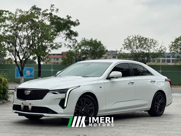 Cadillac CT4 28T Luxury Version