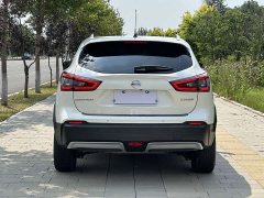 Nissan Qashqai 2.0L CVT XV Premium Luxury - ფოტო 6