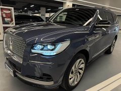 Lincoln Navigator 2022 3.5T Prestige Edition - ფოტო 3