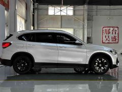 BMW X1 sDrive20Li Fashion Edition - ფოტო 4