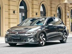Volkswagen Golf GTI 380TSI DSG GTI - ფოტო 3