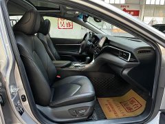 Toyota Camry Hybrid 2.5L HGVP Leading Edition - ფოტო 13