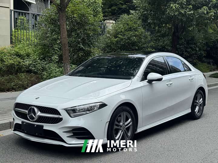 Mercedes-Benz A-Class Facelift A 180 L Sport Sedan