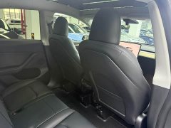 Tesla Model Y Rear-Wheel Drive - ფოტო 10