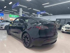 Tesla Model Y Standard Range RWD - ფოტო 4