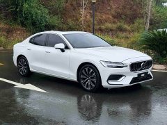 Volvo S60 B4 Smart Luxury Edition - ფოტო 3