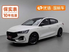 Ford Focus Sedan EcoBoost 180 Automatic ST Line - ფოტო 1