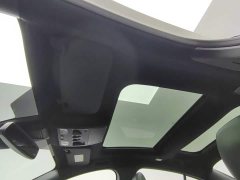 Ford Focus Sedan EcoBoost 180 Automatic ST Line - ფოტო 14