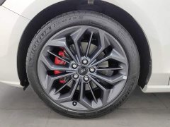 Ford Focus Sedan EcoBoost 180 Automatic ST Line - ფოტო 17