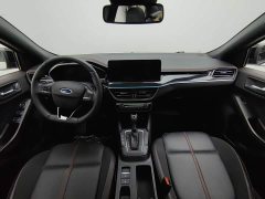 Ford Focus Sedan EcoBoost 180 Automatic ST Line - ფოტო 5