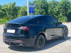 Tesla Model Y Standard Range RWD - ფოტო 4