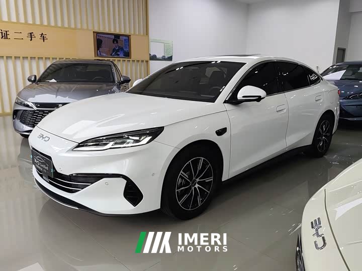 BYD Dolphin 06 DM-i Smart Drive 120KM Deluxe - ავტომობილი ჩინეთიდან