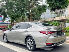 Lexus ES 2020 300h Excellence - ფოტო 10