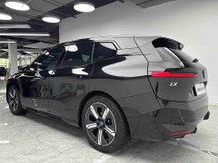BMW iX xDrive40 - ფოტო 6