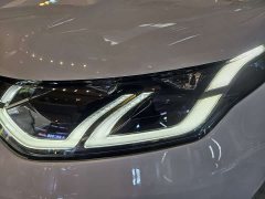 Land Rover Discovery Sport 2020 249PS R-Dynamic Performance Edition - ფოტო 4