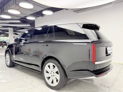 Land Rover Range Rover 3.0 L6 400PS Genesis Extended Edition - ფოტო 4